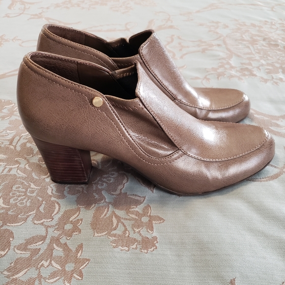 Franco Sarto Rebound Taupe Bootie Women’s Size 10M - Picture 3 of 12